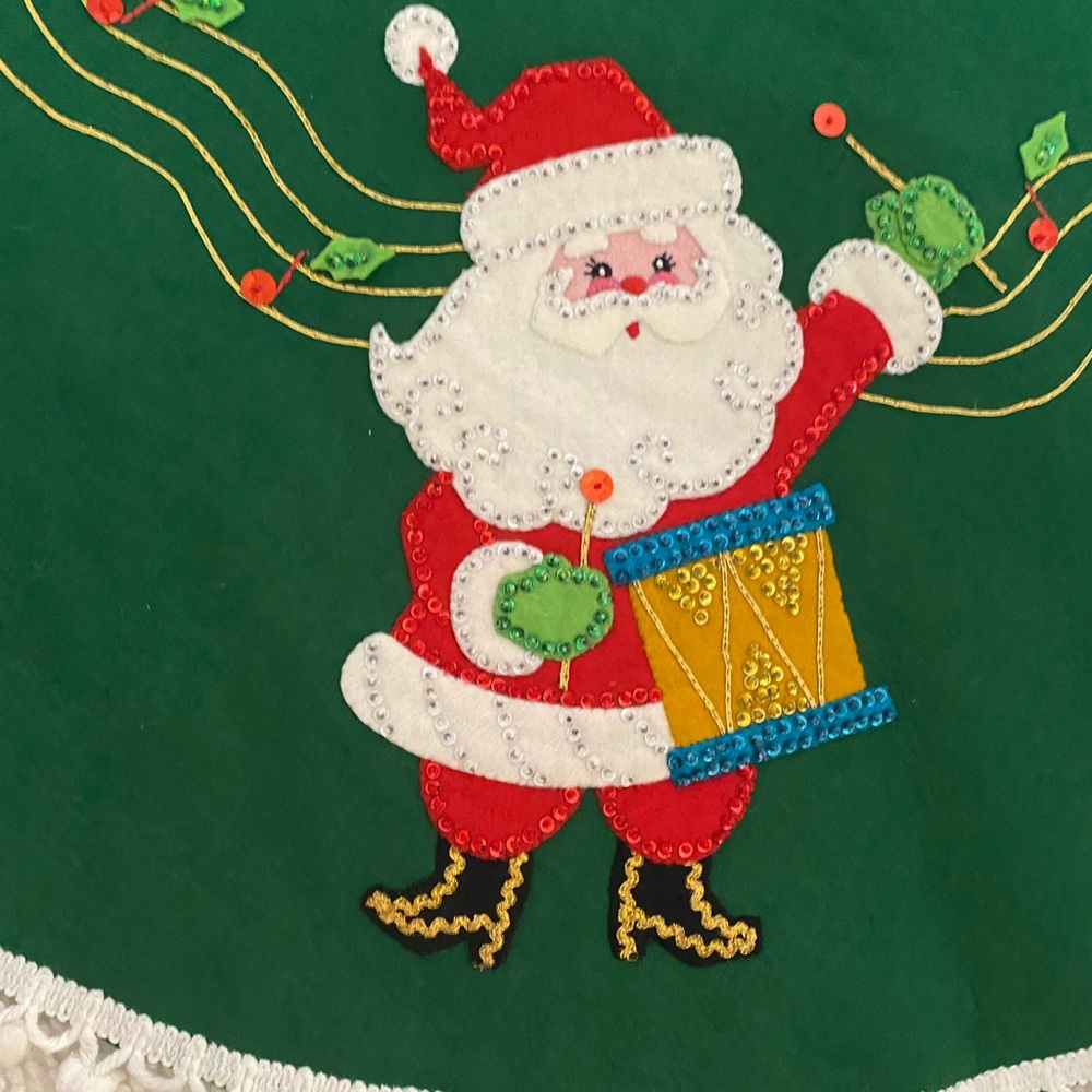Vintage Bucilla Tree Skirt Christmas Tree Skirt Handmade - Picture 8 of 16